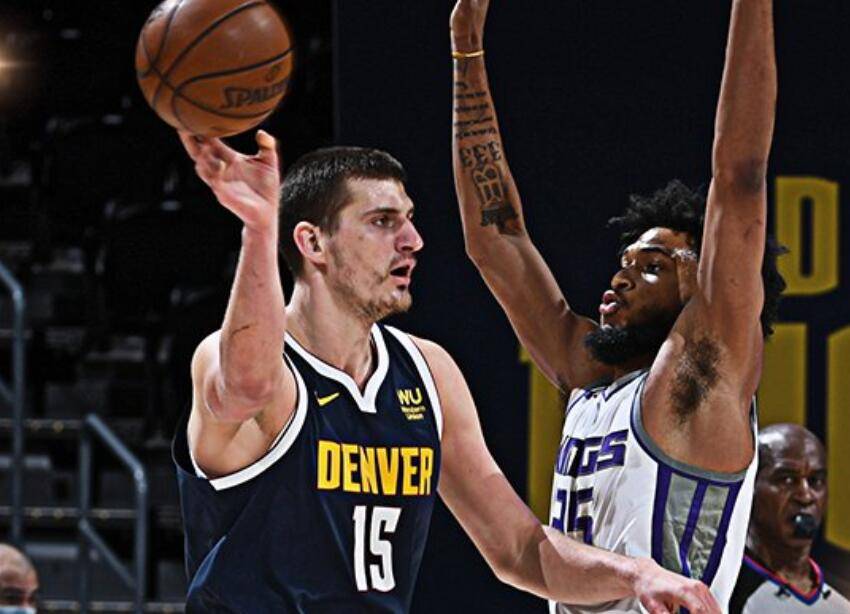 抢下防守篮 抢下防守篮