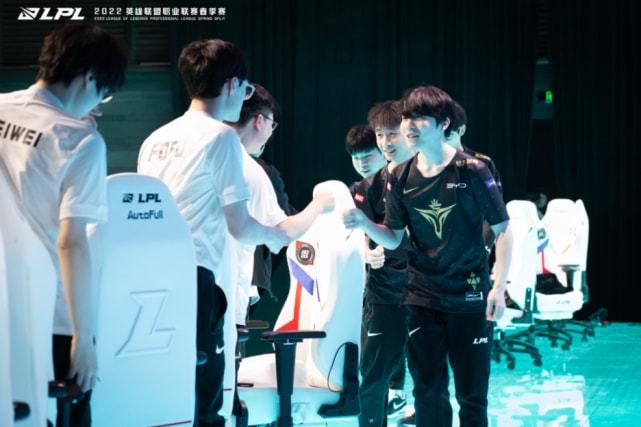 不公显然破 不公显然破